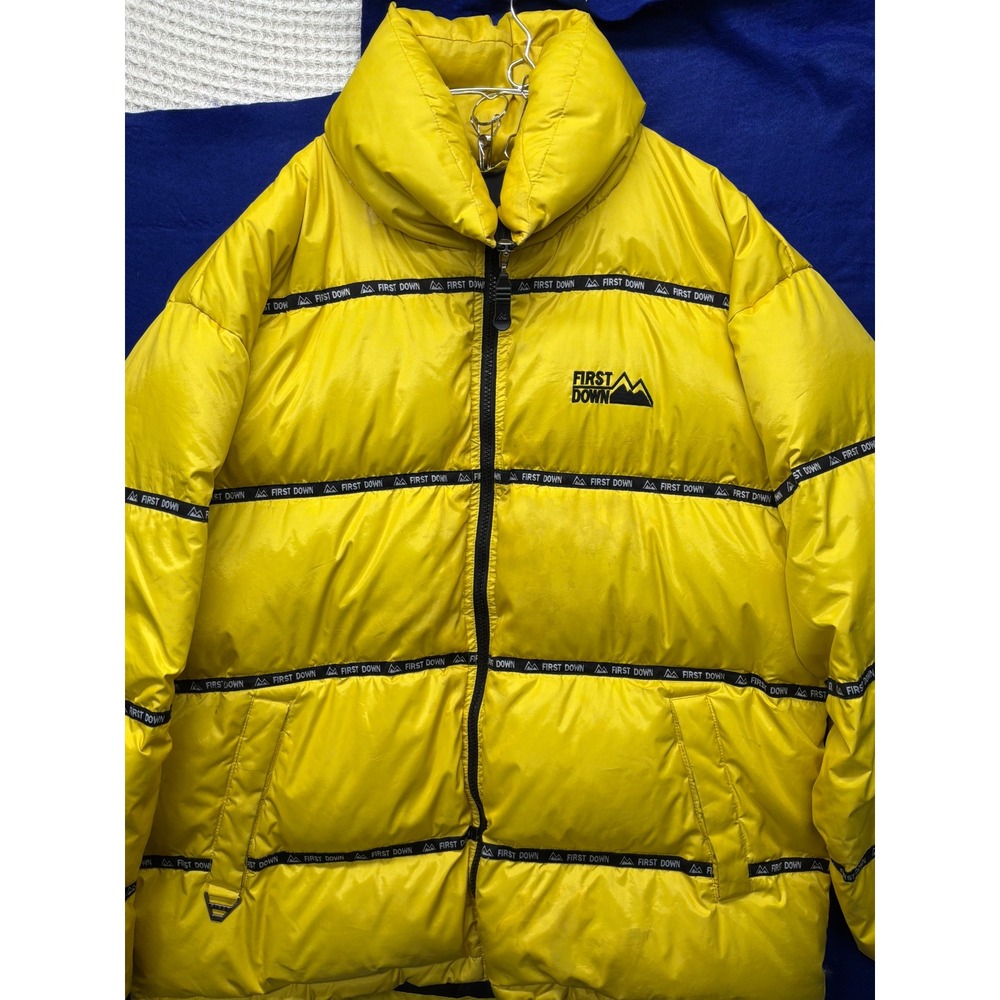 Mens rare First Down Logo Tape Puffer Jacket Size M Yellow Vintage Streetwear